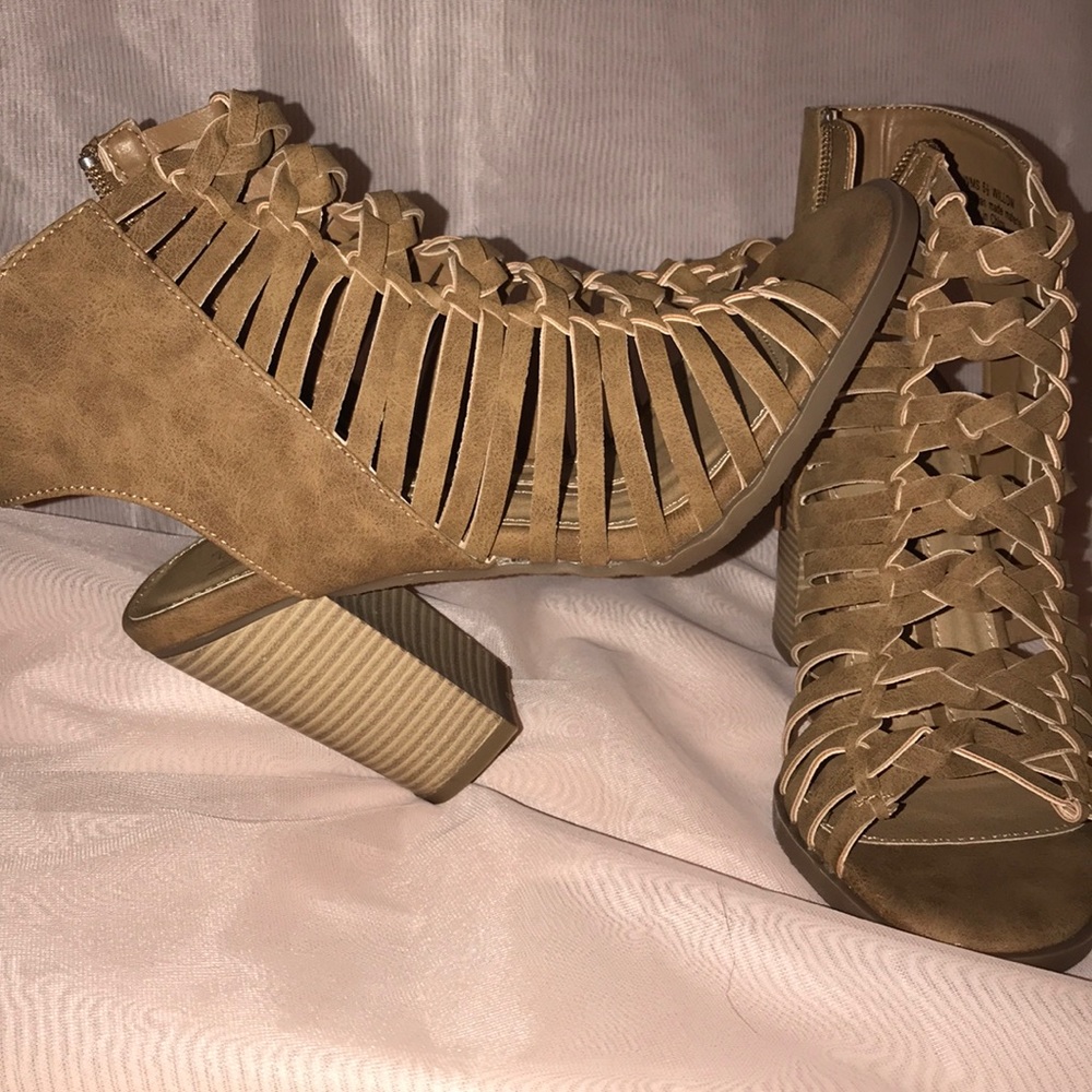 6.5 New Directions Cognac Willow Booties
